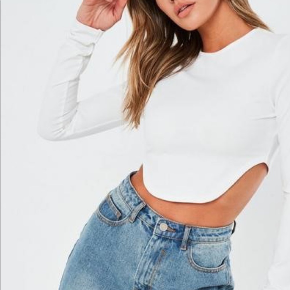 White Curve Hem Crew Neck Crop Top